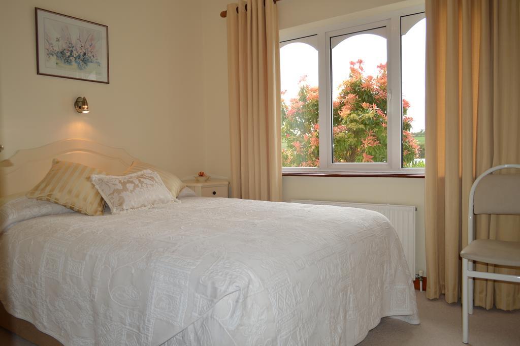 Caseys Homedale Killarney Rom bilde