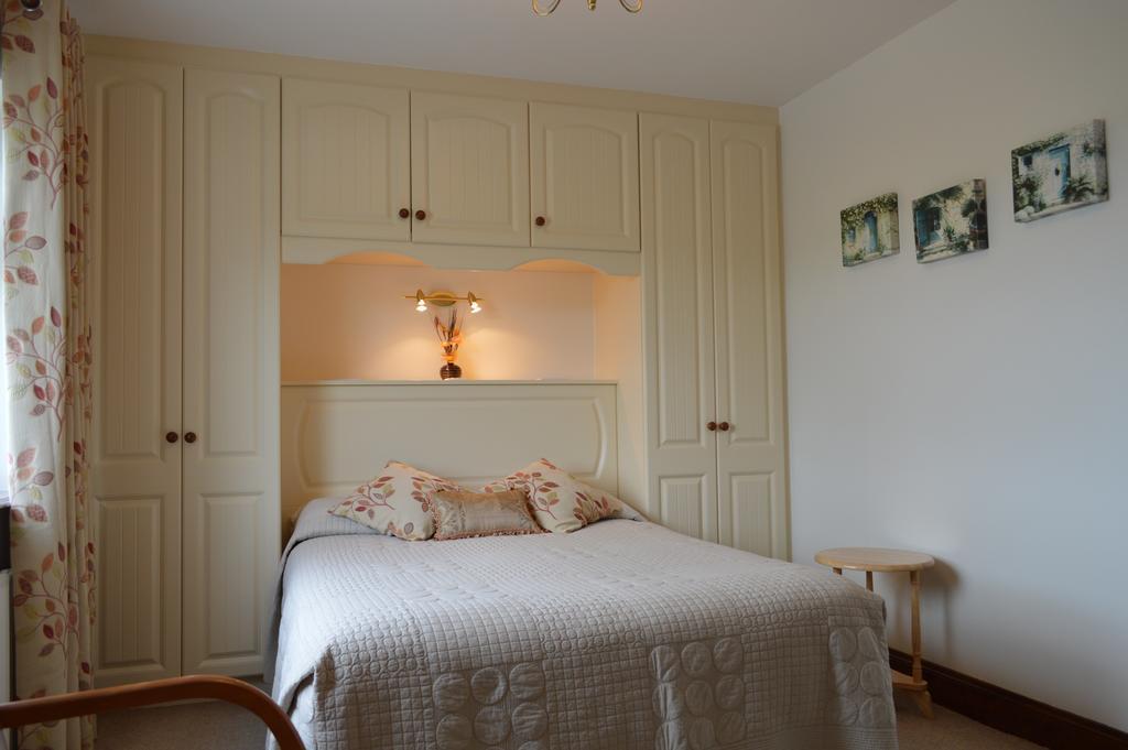 Caseys Homedale Killarney Rom bilde